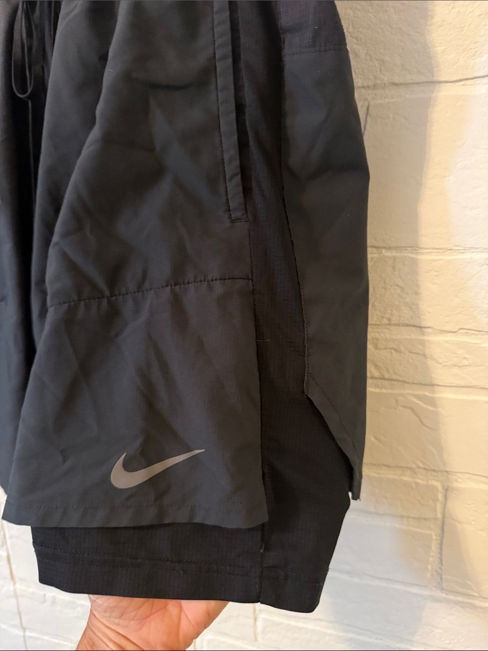 Men’s Nike Black Running Shorts - Picture 2 of 4